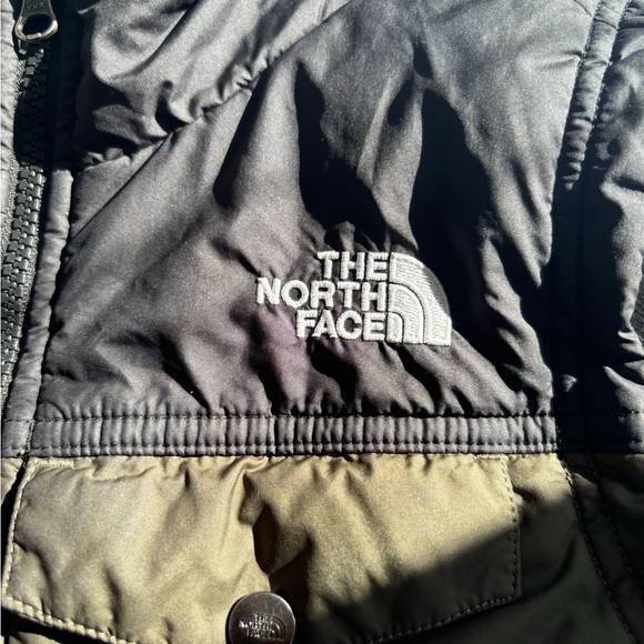 Boys north face sweater vest - Picture 3 of 5